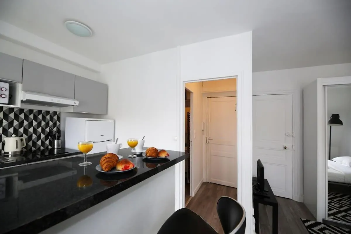Studio Tout Equipe Proche Arc De Triomphe - 2P Apartment Paris 0*,